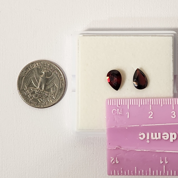 NIB 3.55cts Natural Mozambique Garnet Pair 10x7mmPear Cut Matched loose stones - Picture 4 of 15